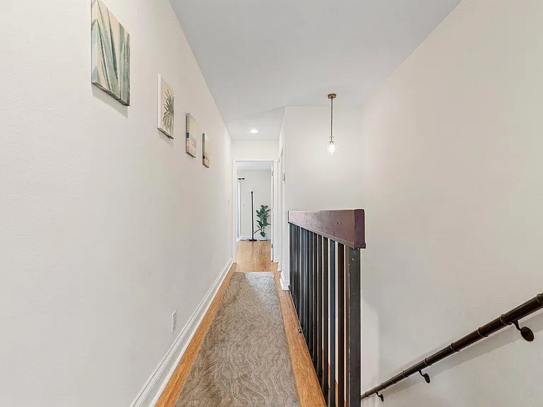 842 SE 19th Ave #103 — Photo 20