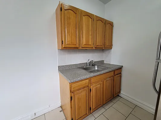 Rented by R New York | media 2
