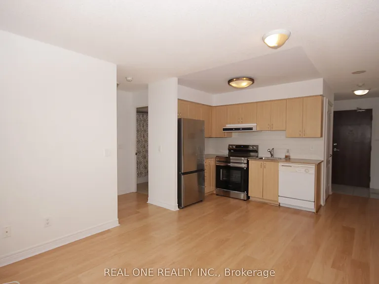 15 N Park Rd #801 — Photo 11