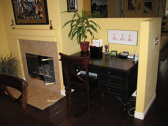 Downstairs Desk Niche