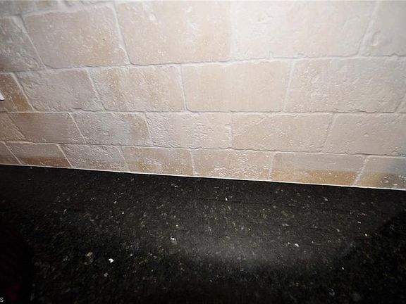 5th image of 4204 Elderbush Cir