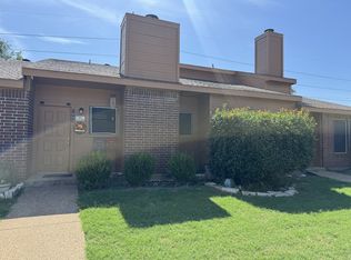 1405 Lake Crest Ln, Lewisville, TX 75057