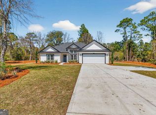 127 Silver Bluff Dr, Brunswick, GA 31523