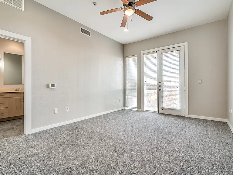 6923 Sumner St #70-1 — Photo 7