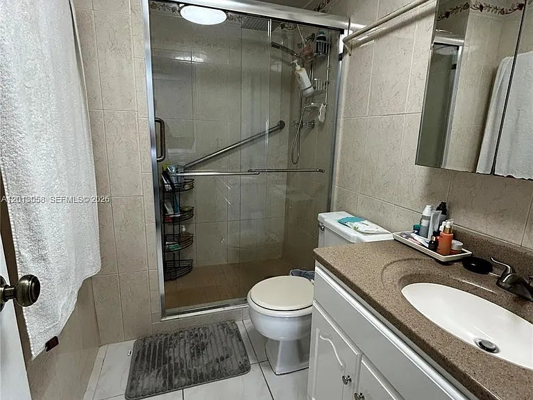 7441 Wayne Ave #7J — Photo 13