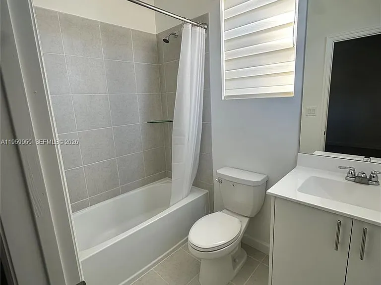 2616 SE 28th Dr — Photo 13