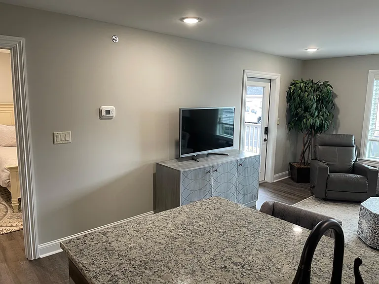 The Heartford Luxury Apartments — Photo 13