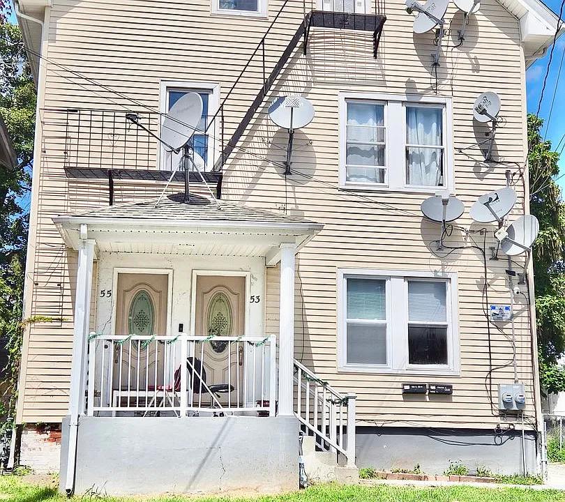 53 Sisson St