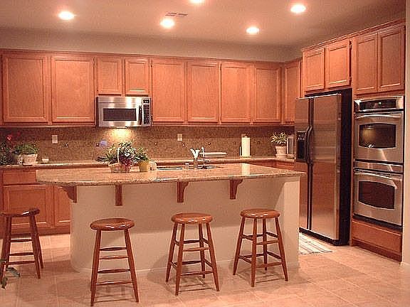3rd image of 1791 Alta Vista Pl