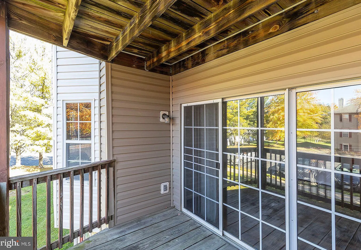 2 bed, 2.0 bath, 1066 sqft, $1,600 — Photo 2