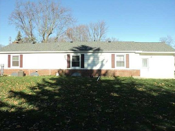 2nd image of 109 E Park Dr