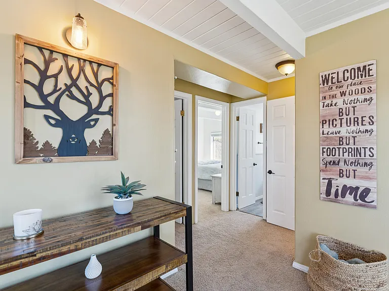 1171 N Grass Valley Rd — Photo 5