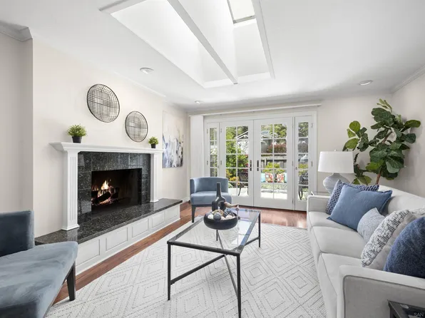 4555 Robbins St, San Diego, CA 92122