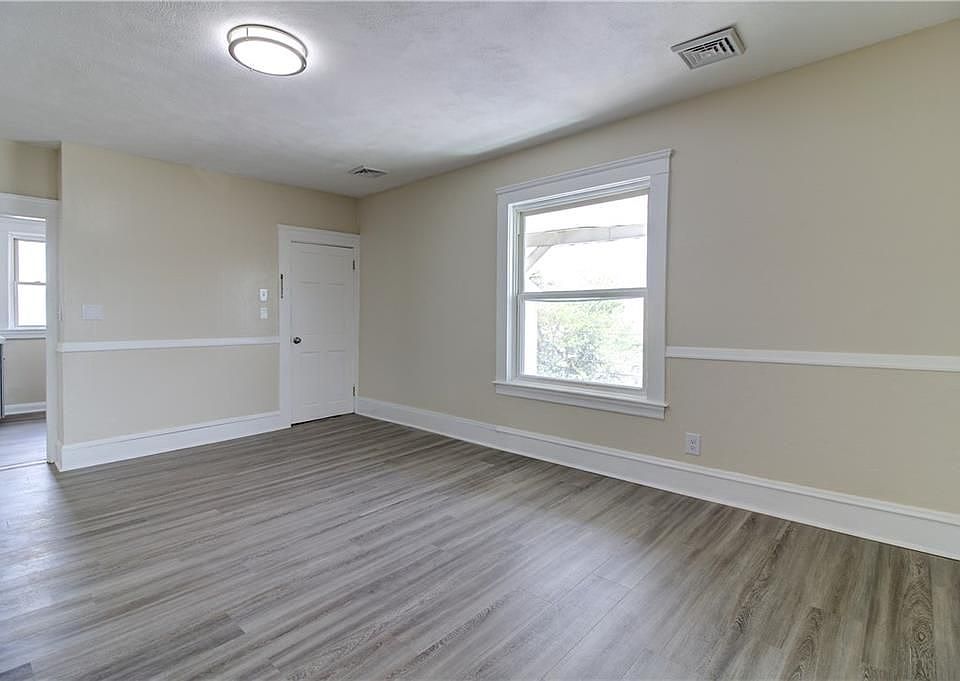 1st image of 28 Magnolia St