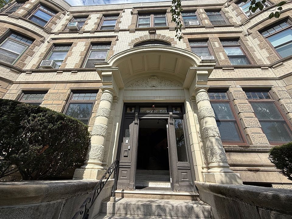 1st image of 33 Westbourne Ter APT 3
