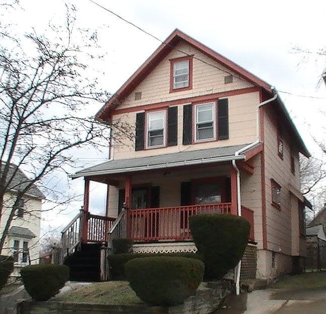 1st image of 899 Snyder St