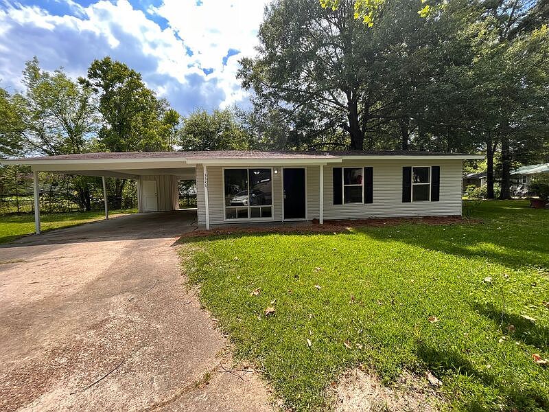 1st image of 3359 Marguerite Dr