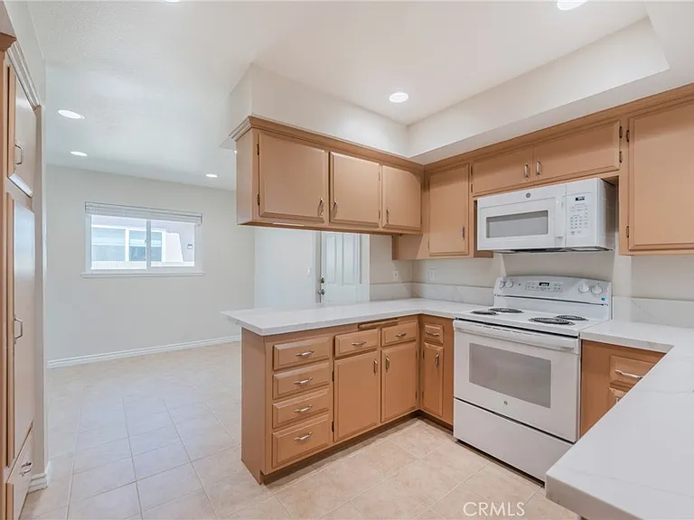 9230 Larkspur Dr — Photo 7