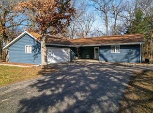 15692 E Timberlane Dr, Davis Junction, IL 61020