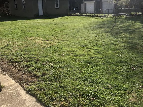 2nd image of 6323 Newtown Ave