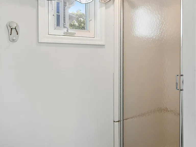 57 Ocean Ave — Photo 17