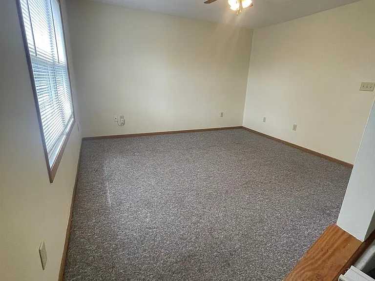 218 Southern Dr — Photo 18