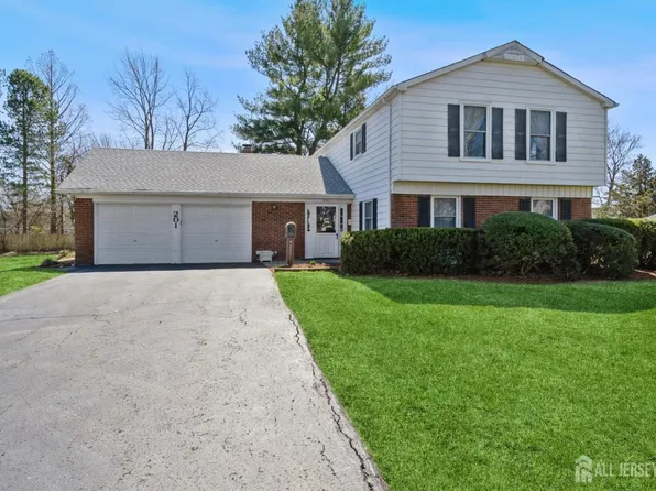 201 Schanck Rd, Freehold, NJ 07728