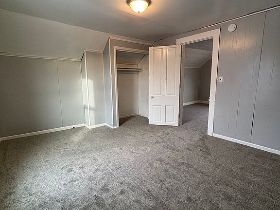 4th image of 438 E Ash St #3