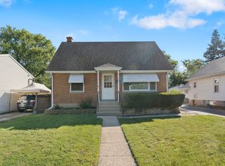 109 N Sumac Ave, Waukegan, IL 60085