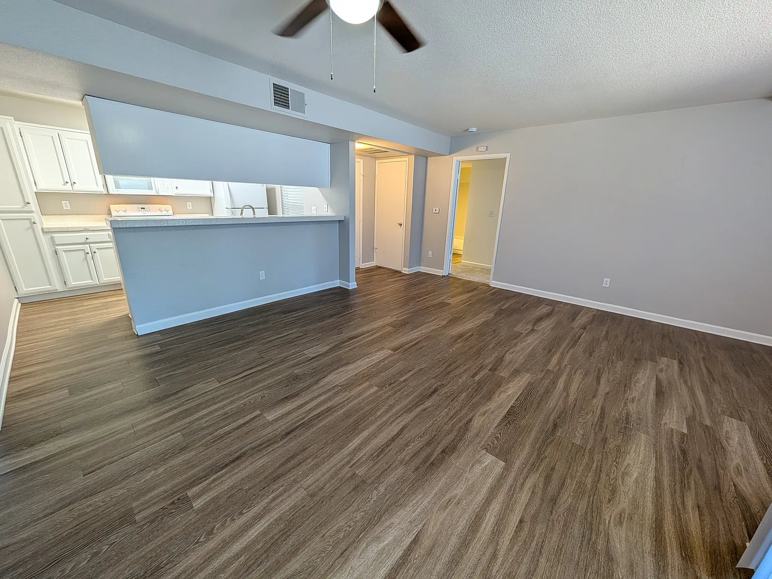 2 bed, 938 sqft, $2,195 — Photo 4
