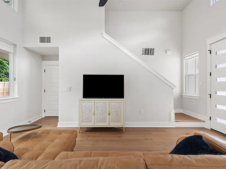 2713 Stacy Ln #2 — Photo 3