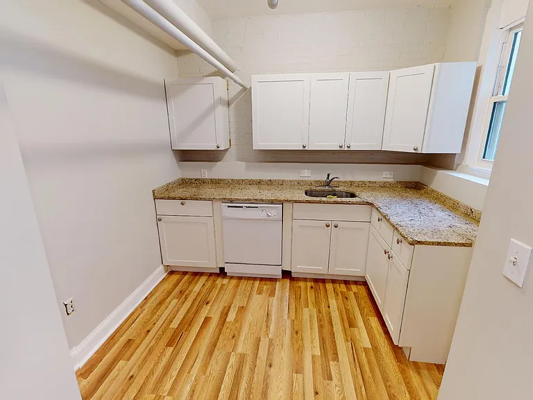 1124 Commonwealth Ave — Photo 258