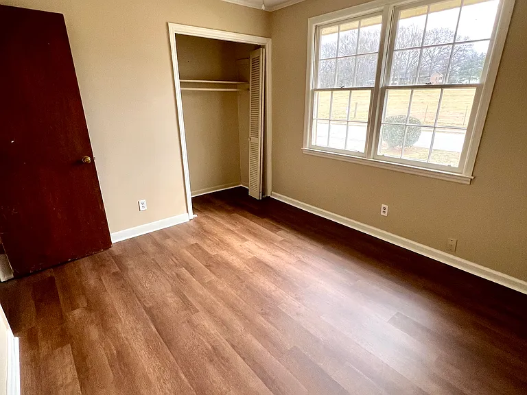 600 Brooks Rd — Photo 21