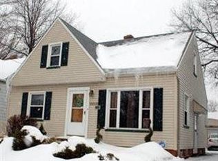 13808 Rockside Rd, Garfield Heights, OH 44125