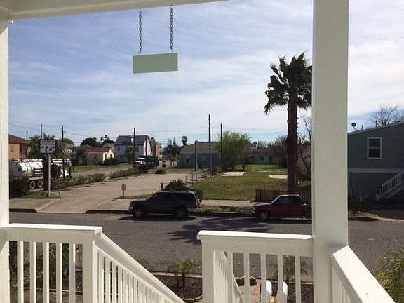 2nd image of 1106 Avenue K