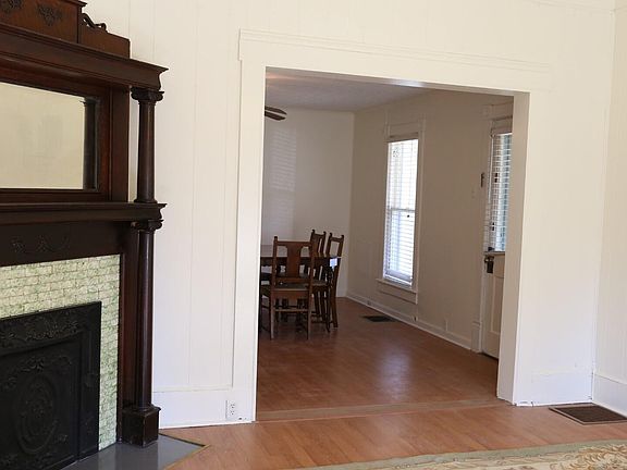 4th image of 140 Pocahontas Ave