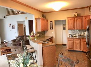 3327 Middle Rd, Keokuk, IA 52632