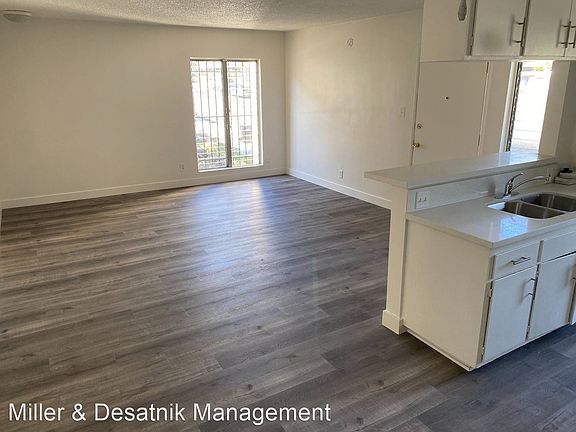 2nd image of 700 Glenway Dr APT 3