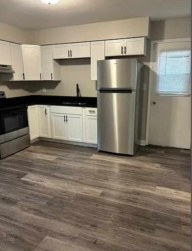 2 bed, 1.5 bath, 1200 sqft, $1,445 — Photo 3