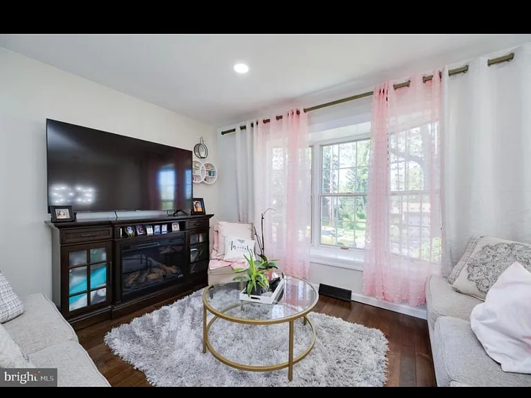 10 Cherrywood Rd — Photo 7
