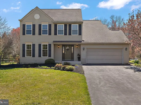 1 Clover Mill Dr, Newark, DE 19702