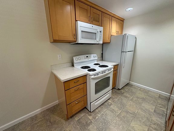 4th image of 1239 Valerian Ct APT 3