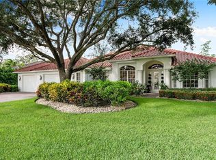 8037 Vera Cruz WAY, NAPLES, FL 34109