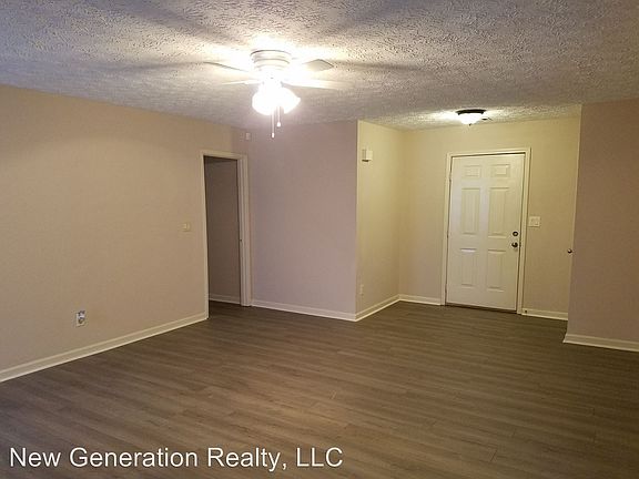 3rd image of 155 Old Lantern Dr #5
