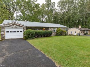 1216 Vilsmeier Rd, Lansdale, PA 19446