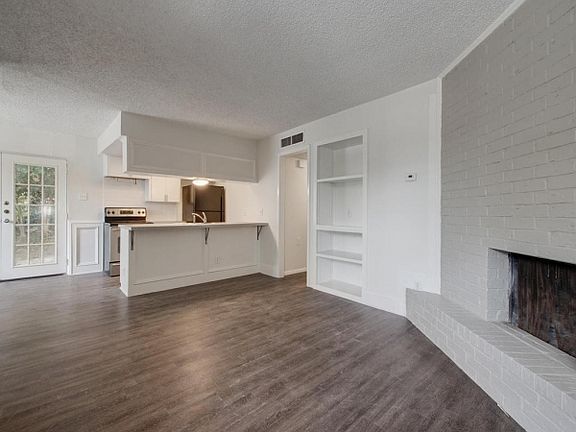 4th image of 3308 Hycreek Dr