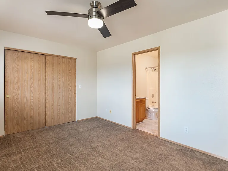 2358 NE Ocker Dr #14 — Photo 17