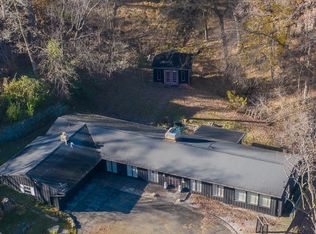 757 Mount Carmel Rd, Dubuque, IA 52003