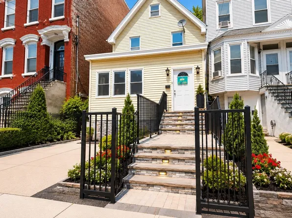 68 Brinkerhoff Street image 1 of 18
