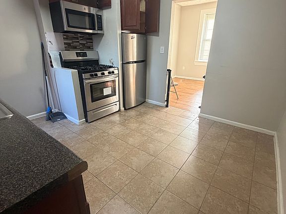 2nd image of 1618 Bergenline Ave #3